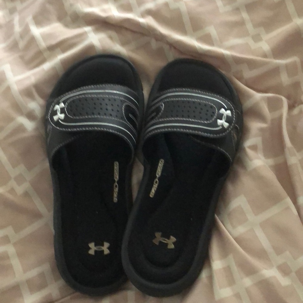 Under armour slides